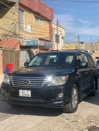 للبيع او مراوس  لكزس lx570  بريم موديل 2011 لون اسود رقم بغداد سيارة ب...