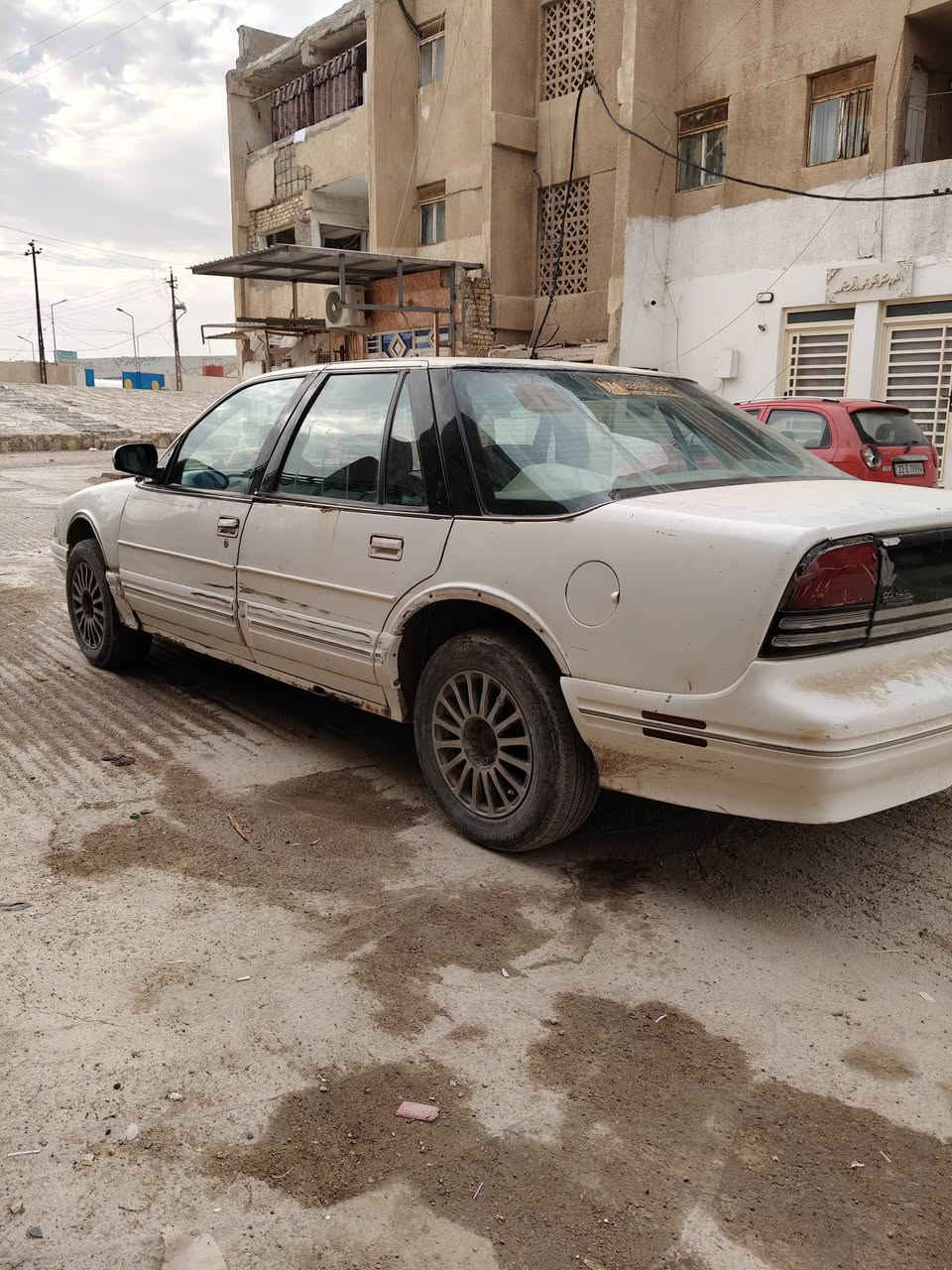 سلام عليكم من رخصة مدير كروب  سيارة اولدز موديل 1993 رقم كربلاء  مكينه وكير مال كامري   تمام خير من الله مكاني كوت حي الحكيم بيع او مراوس شعندك نزل سعر 20$ وبيه مجال  اتصل ***********
