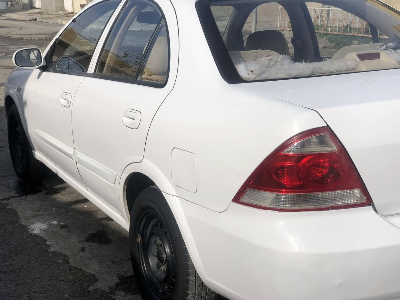 ســەنی کۆری ساغە بڕاوە نیە
مۆدێل: 2007
گێڕ و مەکینە بەشەرت
تایە و پاتری تازەیە
مەسرەفی تێدانیە بەشەرتی هەموو شتێک
64 وەرەقە و معامەلەی تێدایە
قــــــەڵادزێ
***********
