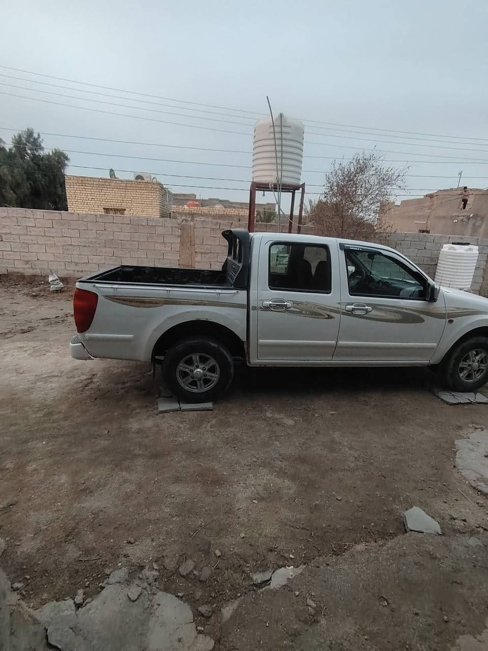 سلام عليكم كريتويل  البيع موديل 2015 مكفوله كير وكسن مكفولات رقم نكليزي مكينه بيه تنقيص بصيط مداور ثاني يوم سياره نضيف  مكفواله كفاله عامه السعر خاص الستفسار علا هاذه رقم ***********
