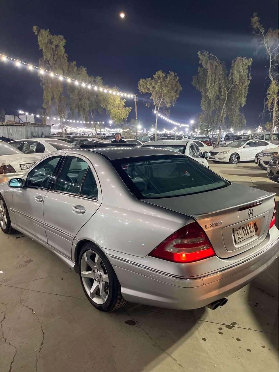 مارسیدس C230
٦ پستنی قەپات مواسەفات گیرو مەکینەو کارەبای دەعامی لۆ دەعامی بەشەرت
رەقەم ئەسلیە سەنەوی نویە سەنەوی ئیسکە
بەلام بەناو ناکریت ئەوەلیات بەشەرت 
بۆیاغی نیە دەعمو لیدراوی نیە هیجی نیە هیج هەموو شتیکی بەشەررتت
٥٨ وەرەقەو مەجالیکی زۆر زۆر بەسیت 
باسی نوقسانی سەیارەکە مەکە
*********** أربيل, العراق
