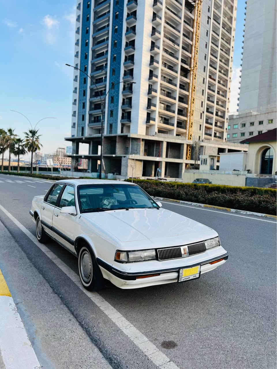 ئۆلدزمۆبیل، 1990 
تەبرید لەسەر سویج /بەشەرت 
رەقەم بەغداد سەنەوی پلاستیك
گیروومەکینە و ئەکسل لۆك  
قفل مەرکەزی
چوار جام کارەبای
شاشە ئایپاد 
لایت کامل زینۆن
سیدی ئۆکس بلووتوز
ناو شین
هەیکەلی جوان 
ناوی لەسەر دەقی شەریکە ماوە
پێشودوای تازە داگیراوە کامل بەشەرت
سەیارەکە زۆر جوان ماوەتەوە
کارەبای کامل مەزبوت
تەحویل/ئەوەلیات/براوە/بەشەرت
سعر 42 وەرەقە و کەمێك مەجال
شوێن / هەولێر
بۆزانیای زیاتر نامە بنێرن لەخزمەت دام. أربيل, العراق


**إذا كنت صاحب هذا الإعلان وتريد حذفه لأي سبب، رجاءا أرسل رسالة إلى الدعم الفني**