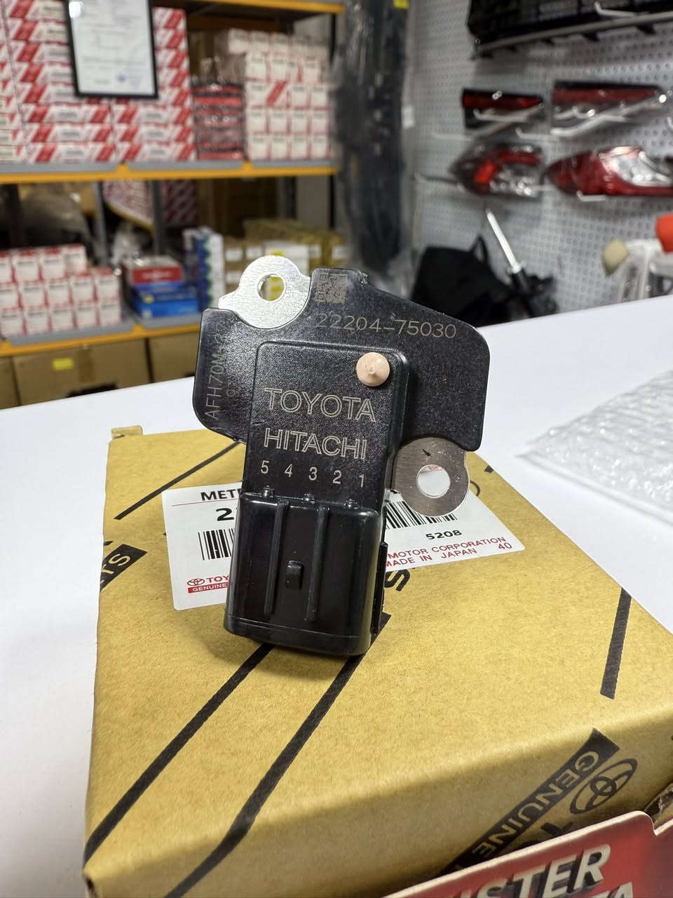 مستر تويوتا لتجارة قطع غيار السيارات 
يتوفر اير فلو اصلي شركة 
كورولا / كامري / RAV4 / افالون 

للاستفسار :***********
📍موقع: بغداد السنك -قرب كراج الطوابق- عمارة الخياط
