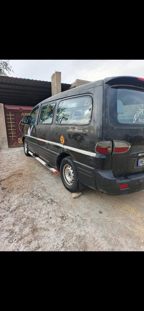 أريد مراوس بستانا راس برأس المكان طوريج هاذه رقمي *********** ولخاص مفتوح. السعر ٤٠ السياره متجايه معمره
