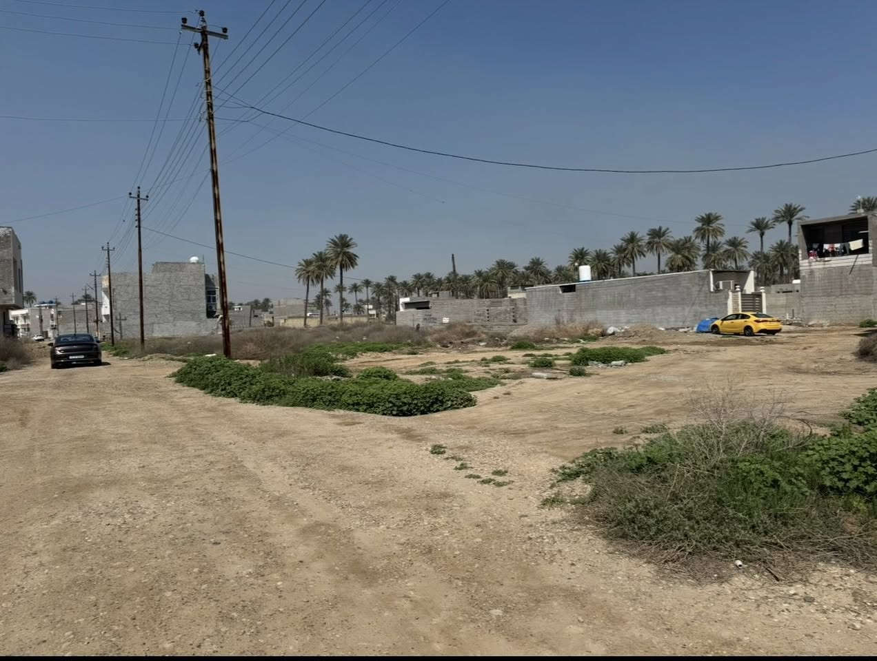 يا الله  السلام عليكم قطع أراضي زراعي سكني للبيع 
قريبه عل شارع العام المساحه حسب لطلب  
١٠٠٠ متر ولي ريد ١٠٠ او ٢٠٠ او٣٠٠  او٤٠٠ عادي وموجود  نص دونم المساحه (١٢٥٠ )متقسم نضام قطع يصير( ١٠٠) او( ٥٠)الموقع مقابيل باب الجزيرة باب الثانيه 
جنس الارض ملك صرف زراعي سند ٢٥
اسويلك بيها قرار محكمه وكاتب عدل واني صاحب السند بدون وسيط 
خدمات ماء كهرباء ومجاري كل الخدمات موجوده 
وعندي قطع بكميره التقطيع حسب الطلب  
السعر خاص 
رقم الهاتف 
***********
***********
محمد السعدي
