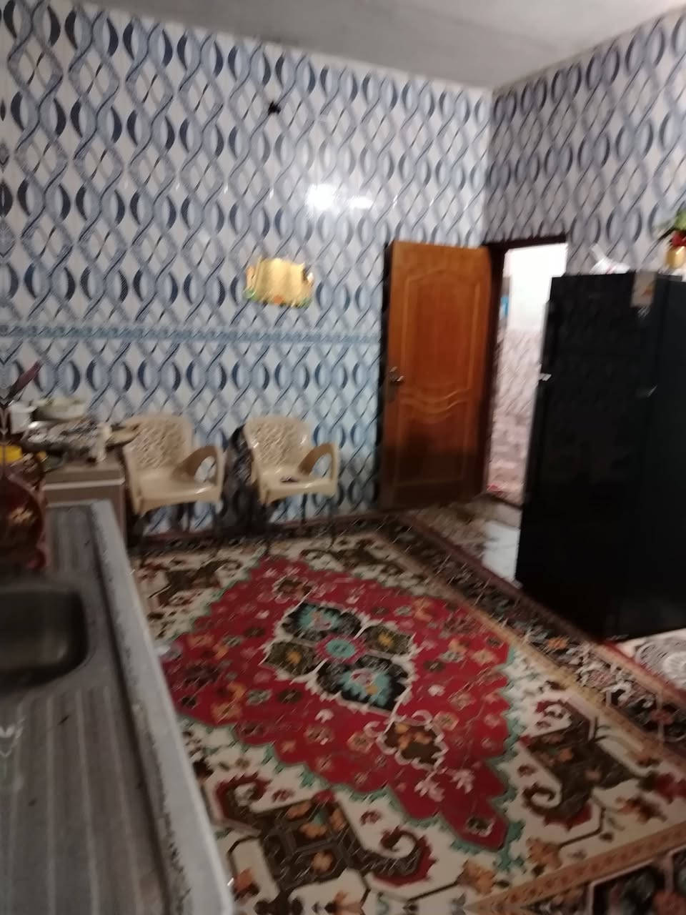 بيت 200متر بحي القاهره الثانيه قرب عداديه الصناعه ميسان الرقم
***********
