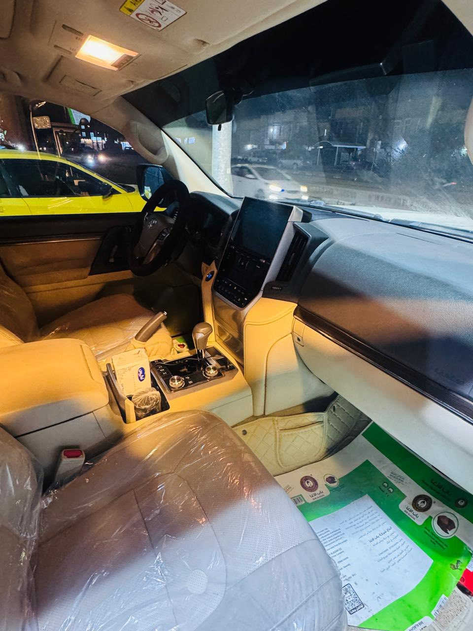 السلام عليكم لبيع لاندكروز 19فول الأخير اعلى فئه بلاندكروز رقمه بغداد دولي الجديد  بسمي مكفولة كفالة عامه فقط (3رصعات بارد فقط بدون صبغ)
و معروفه مواصفات لاندكروز بعد ..بصمتين كتلوكات 
ماشيه 100الاف فقط 
#الجميع 
#السعر؛525$وبيه مجال بسيط 
العنوان ؛ ناصريه مركز 📍


**إذا كنت صاحب هذا الإعلان وتريد حذفه لأي سبب، رجاءا أرسل رسالة إلى الدعم الفني**