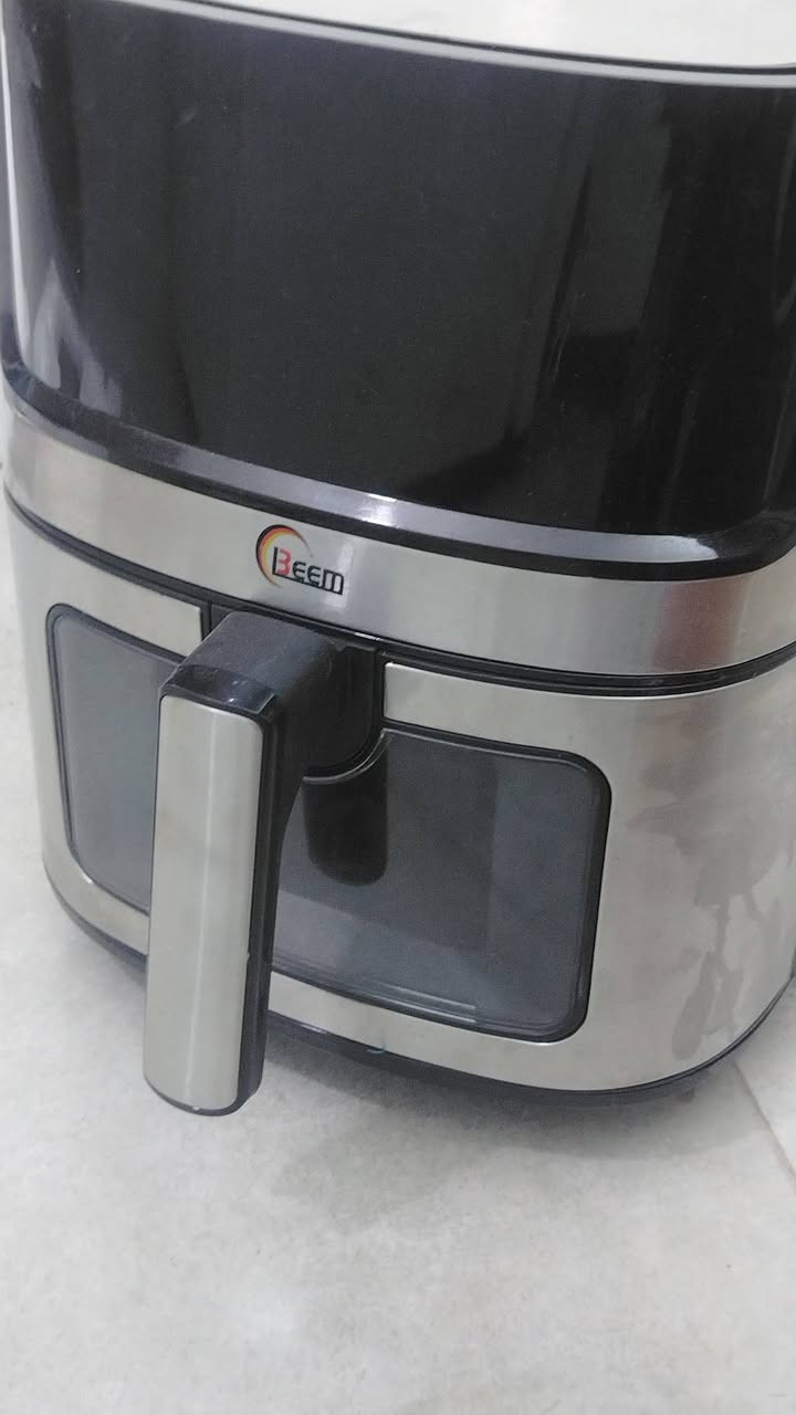 قلايه هوائيه
استعمال نضيف  السعر ٤٠ الف


**إذا كنت صاحب هذا الإعلان وتريد حذفه لأي سبب، رجاءا أرسل رسالة إلى الدعم الفني**