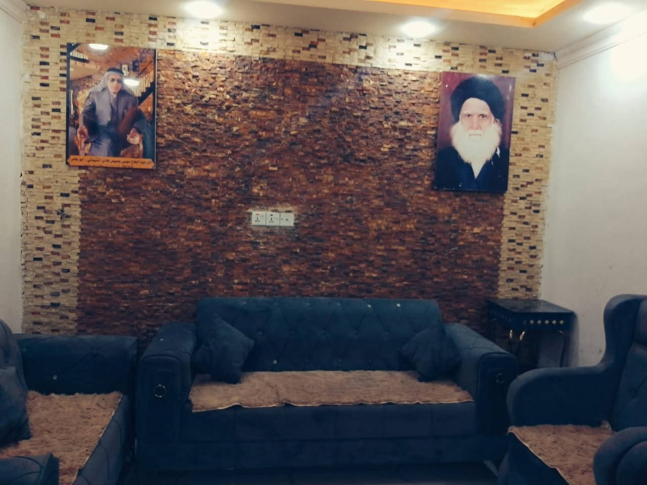 بيت بالاسكان القديم شارع الجامع الحسن العسكري طابقين منطقة خدمات جديده طابو صرف شارع عرض ١٢م مساحة الدار ١٣٥م
الطابق الأول طارمه استقبال صحيات خارجيه غرفتين وحده أطفال مطبخ صاله صحيات داخليه
الطابق الثاني
٣ غرف صاله ممر خدمات ومطبخ صحيات وسطح بيت مرمم واي استفسار اتصال على الرقم *********** بي واتساب
