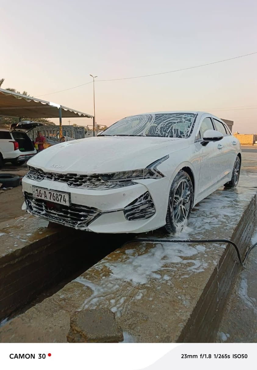 سلام عليكم
k5 موديل 2023 نص فول تدفئه تبريد للكشانت

 كير ماوس قياده اليه 4 فئات قياده مانع انزلاق 

سايد بريك كهربائيّ    مكينه 2000 بيه جاملغ وبنيد 

الاستفسار ***********

سعر 170 وبيه مجال
