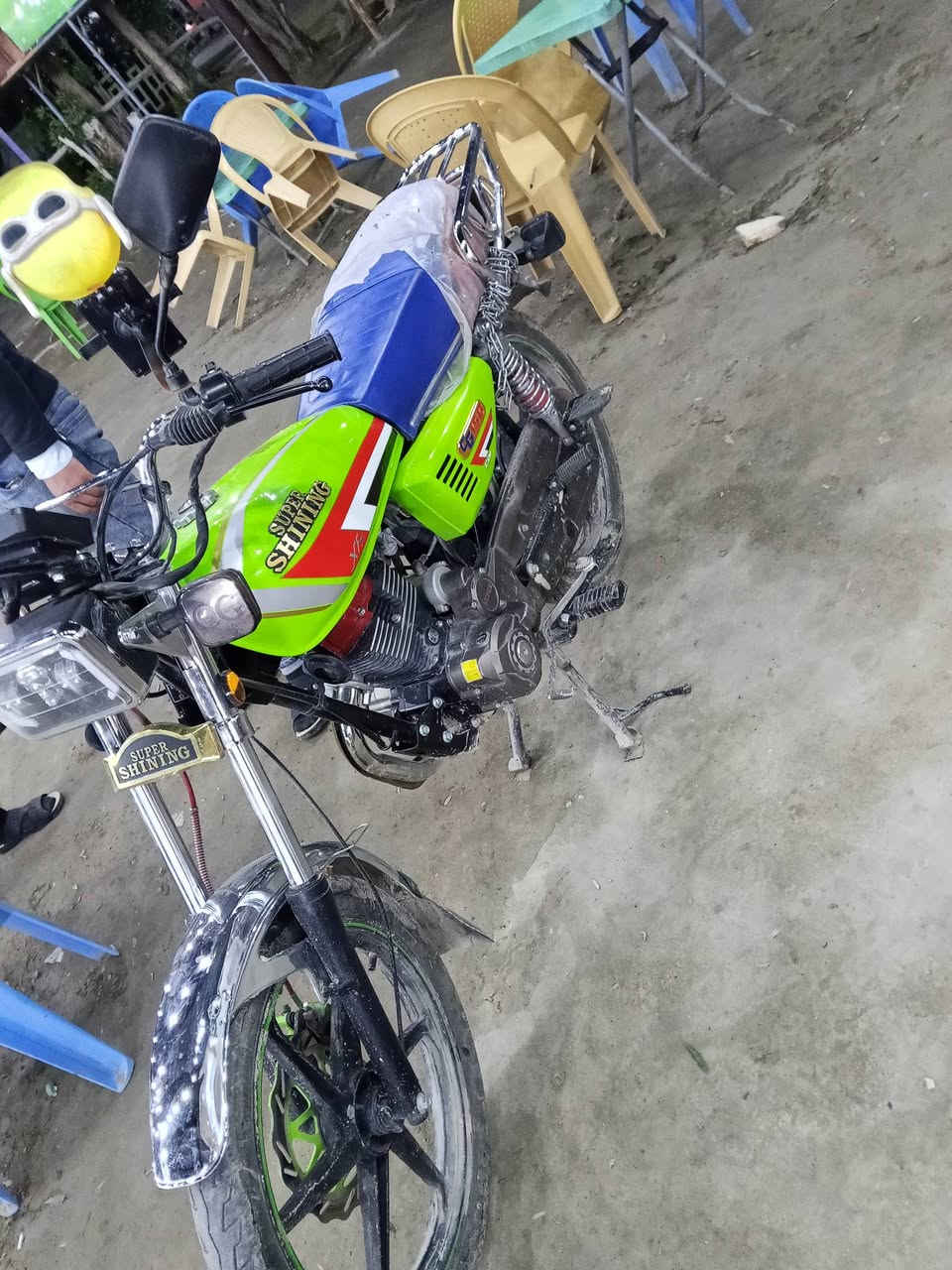 السلام عليكم
للبيع سوبر شايننك 5كير مكينة 150 مديل 2023
دراجة صارلهة 3 اشهر من طلعت من الوكيل جديدة 
السعر مليون و100 بيهة مجال بسيط 
اصولية للأستفسار ***********
