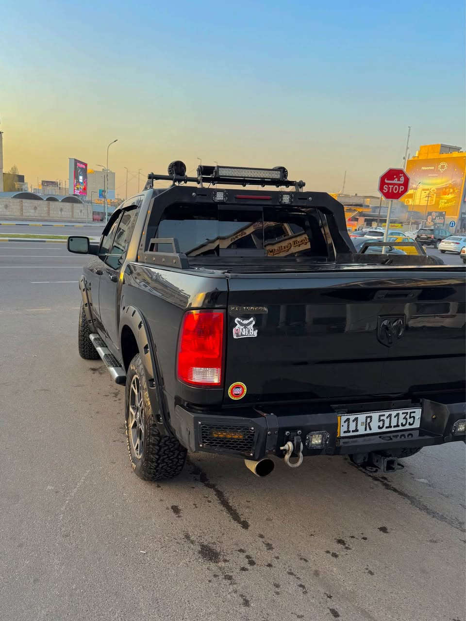 دوج رام ٢٠١٨ 
كلاسك باب طويل بدي قصير 
محرك ٥٨٠٠
ماشيه ١٥٠٠٠٠ كيلو 
وارد امريكي حادث جاملغ الراكب فقط 
بدون ايرباك صفر مسج 
كير مكينه كفاله 
السياره مرفعه ومعدله تعديل كامل 
مكان السياره بصره 
***********

0774 443 1122 البصرة, العراق
