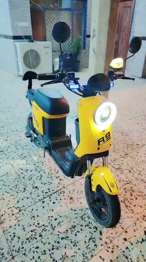 دراجه شحن البيع R9 جديده *********** السعر ٤٥٠ ألف

