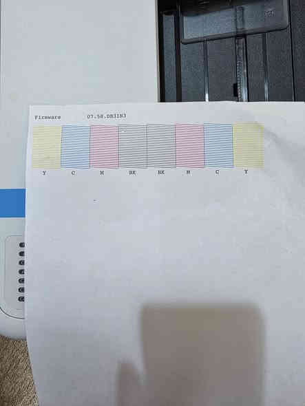 السلام عليكم
طابعة للبيع مستعملة 
موديل wf-5890
نظافة 95%
***********
السعر 425 وتوصيل متوفر
