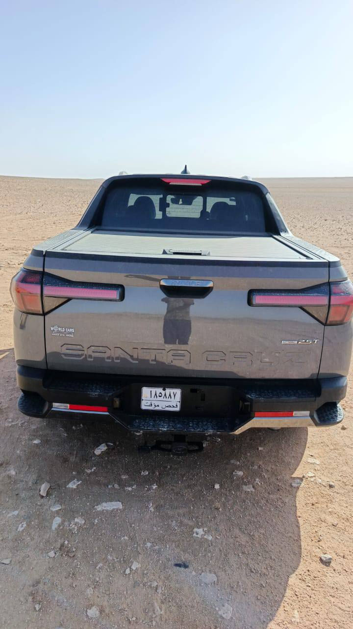 هونداي سانتا كروز 2024  لون سمنتي مميز فول سيارة بصمة تشغيل عن بعد سلايت ويل مميز ليت عدسات كامرة اتو هولد كشنات تدفئة كير اوتوماتيك بردة خلفي جنطة شفط نقطه عمياء رادار امامي وخلفي وتوقف ذاتي وتحكمات وشاشه اهواي موصفا ت هوايه  سعره ٢٢٥وبيهه مجال  مكاني بل قائم ا خابرني عل رقم ‏‪***********‬‏بي واتساب ‏ مكلف بل نشر مال صديقي
