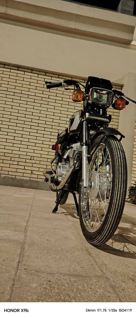 سلام عليكم دراجه للبيع كفاله عامه نامه شلامته رقم سنويه رقم كربلاء هذا رقمي بو واتساب ***********
