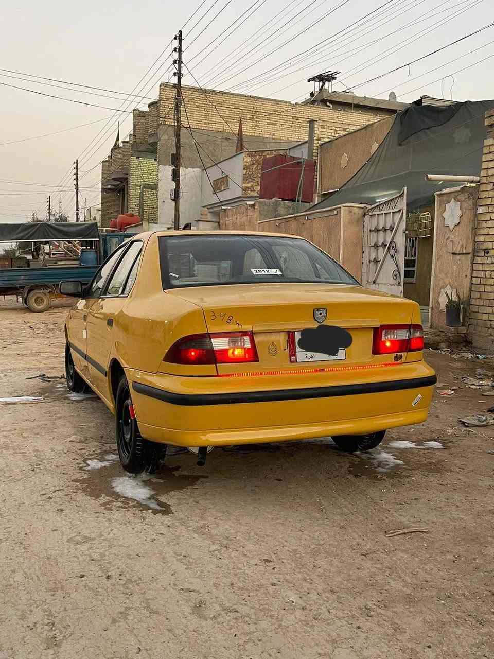 سلام عليكم
سمند للبيع 
مديل 2012
رقم بغداد مشروع وطني 
تحويل ثاني يوم 
سنوية لل 2027
مكينة وكير وكهربائيات وتخم تاير جديد 
بيهة صبغ جاملغ ونص البنيد 
السعر 33 وبيهة مجال 
العنوان بغداد 
رقم الهاتف ***********
