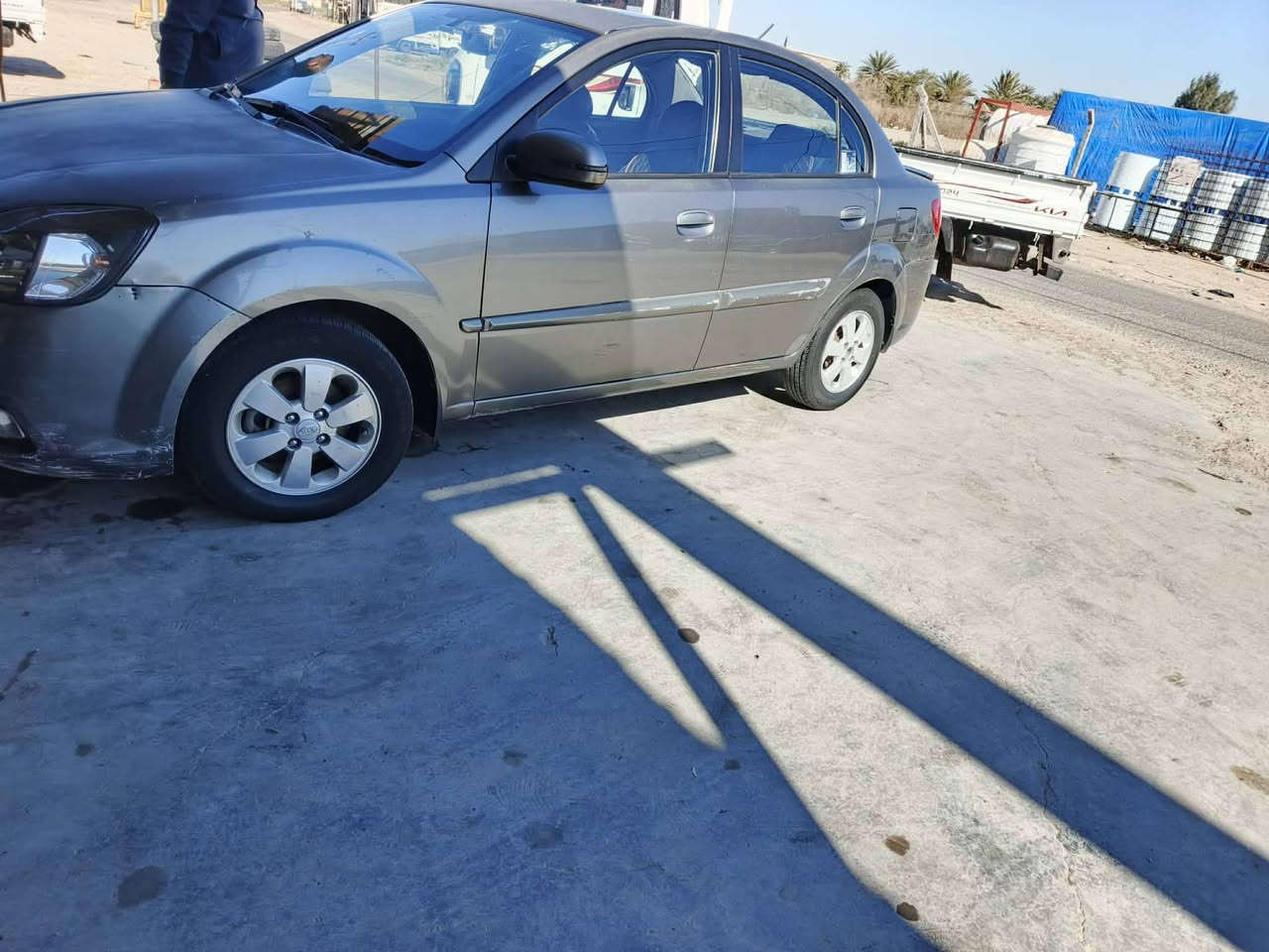 سلام عليكم سياره بلايه مكفوله كفاله عامه بيهه ، جارده فتحه سياره
مكينه تبريد خير، من الله 

*********** 

مديل ١١    سعر ٨٠ وبيهه مجال
