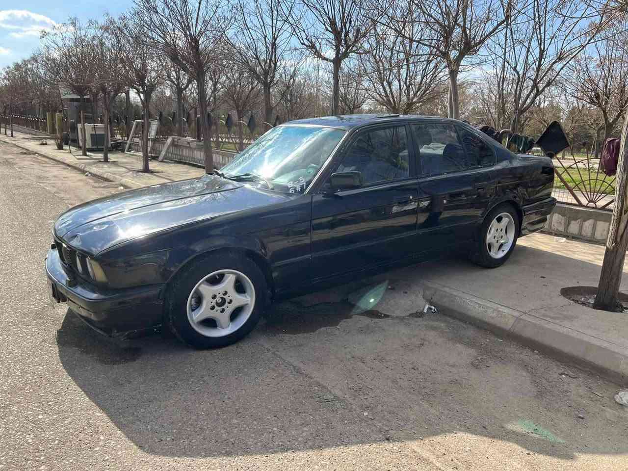 Bmw بؤفرؤشتن
535عادي فةل
جةمجةمال 
سعري 14$
دةست خؤش ئةدمين


**إذا كنت صاحب هذا الإعلان وتريد حذفه لأي سبب، رجاءا أرسل رسالة إلى الدعم الفني**
