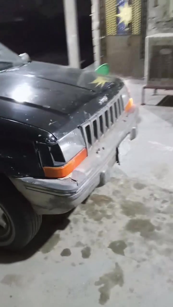 جيب شيروكي 94 للبيع محور بطه 2500 السعر 40 بي مجال بسيط مكان الانبار الكرمه التواصل ***********
