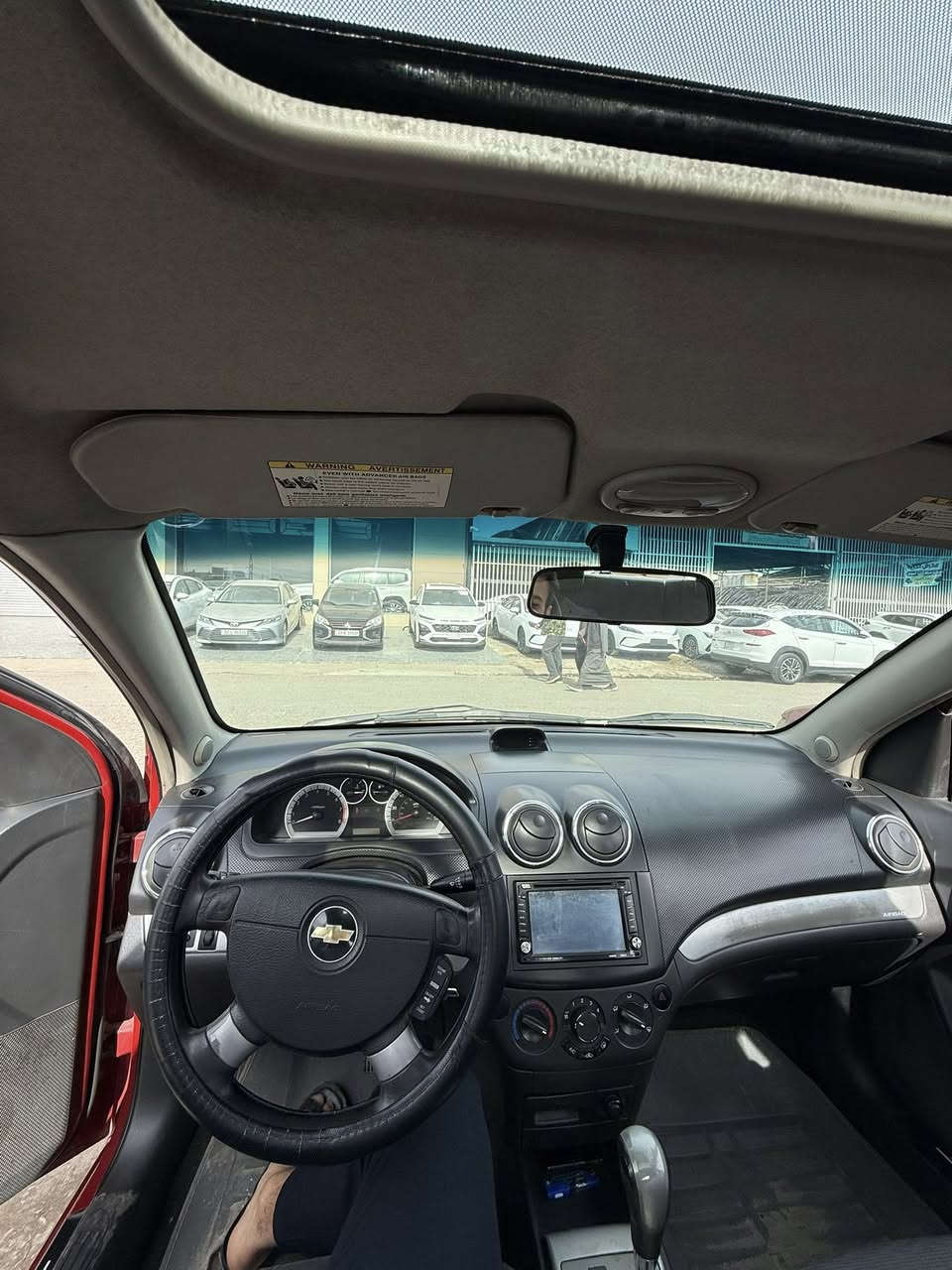 السلام عليكم…
افيو موديل 2007 امريكي فول مواصفات 

بدون صبغ

محرك وكير اوبترا اصل يعني ما مبدل 

المواصفات :

1-تحكمات سترين

2-فتحه سقف

3-شاشه كبيره

السياره مناقصه اي شي من طخم وكلشي كله جديد

الضرر الباب اليمين والجاملغ اليمين بارد شويه وبنيد مبدل كصه

المحرك صرف فقط والكير سليم 

مكاني موصل / جانب ايسر 

للاستفسار الرقم : ***********
