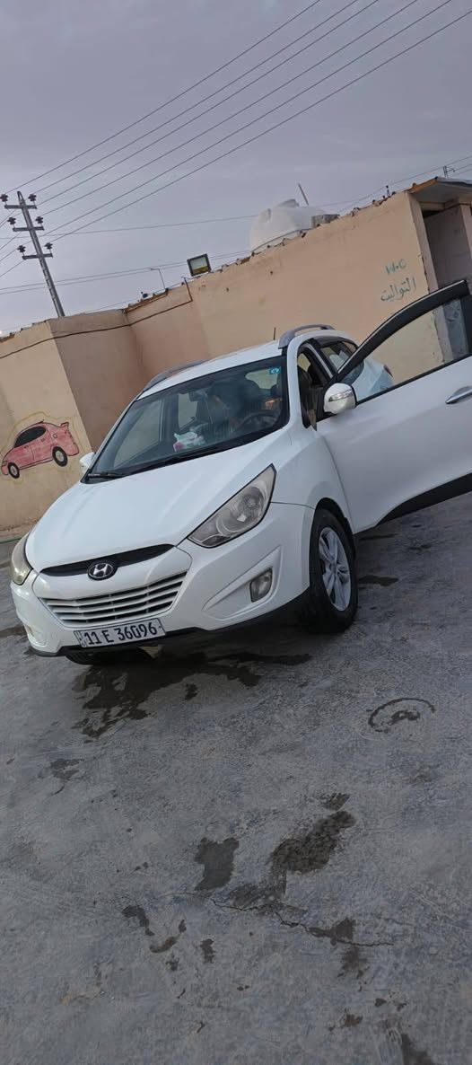🚘 للبيع هونداي توسان 2011 خليجي 🚘
✅ محرك 2000 سي سي✅ رقم بغداد جديد✅ الهزة جديدة✅ السيارة بيها قطع صبغ

أبيعك بكفالة:✔️ الشواصي✔️ اللغود✔️ الداخل✔️ التبديل كله كفالة

السيارة تمشي بأي مكان وتفحصها وين ما تريد، وإذا ما عجبتك الفحوصات ماكو بيع.

🔹 ملاحظة بكل أمانة: الكير بيه شوية ملاحظة، لكن السيارة تمشي وتستخدم بشكل طبيعي.
سعرها 118$ وبيها مجال للشراي 
تواصل ع رقم فقط ما متواجد ع فيس
رقم صاحب السياره ***********

السيارة باسمي، والله يرزق صاحب النصيب.

📩
