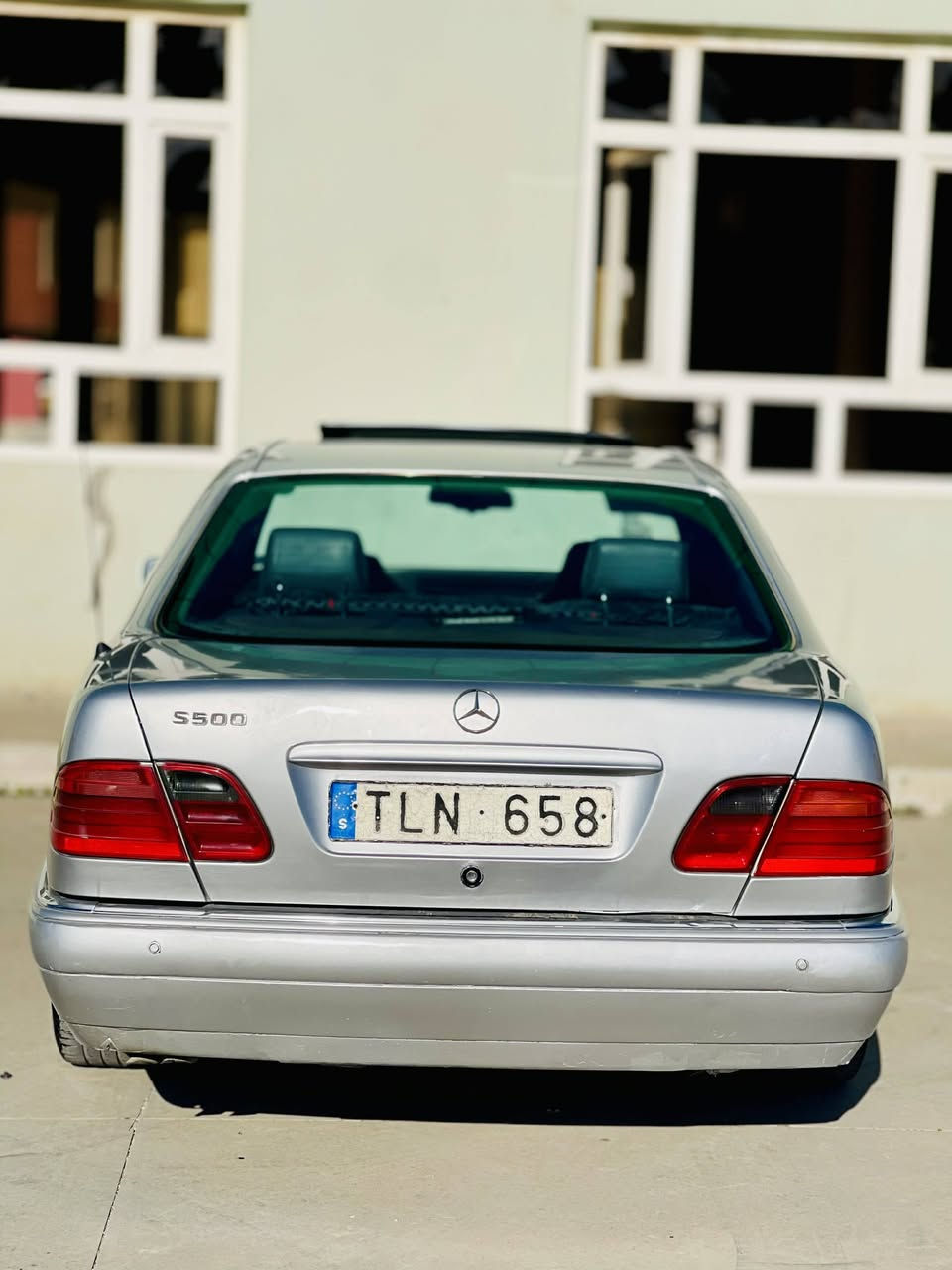 مارسیدز 2001 ساغ ساغ سەنەوی ئیبرایم خەلیلی لەگەڵە ئەوەلیات 
هەموو گیانی بەشەرت دەعامی بۆ دەعامی بێ دەعم و لێدراو و ساردی

لەسەر ساغی بۆ جوانی پەمپکراوە.

مەکینە V8 35 مەکینەی لێکزس مەرغوبی لەسەرە .

45 گەڵاو و معامەلە گۆڕینەوەش ئەکەم 

0770 774 02 01
دەربەندیخان
