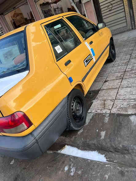 سلام عليكم سايبا مديل ١٥ سياره حلوه مكينه نضيفه وناعمه تخم تاير جديد خرفه نضيفه كهرباء كله شغال كيلو متر الحماوه البانزين كبل لشارع بغداد الغزاليه او الشعله ***********
