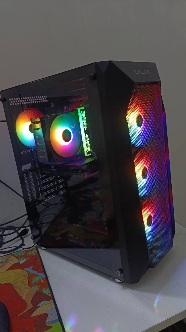 السلام عليكم بدون كرت 
CPU I5-12400F
PSU 650W 
RAM 16GB 3600mhz black wolf ddr4قطعه وحده 
Motherboard gigabyte h610m s2
 ddr4
SSD 1tb 
مبرد هوائي من شركه deepcool 
Case Galax Black 
شاشه AOC 100hz 27B1H2 
كراتين القطع ما موجوده للاسف 
توصيل متوفر لكل العراق كل القطع استخدام قليل الفلوجة, الأنبار


**إذا كنت صاحب هذا الإعلان وتريد حذفه لأي سبب، رجاءا أرسل رسالة إلى الدعم الفني**