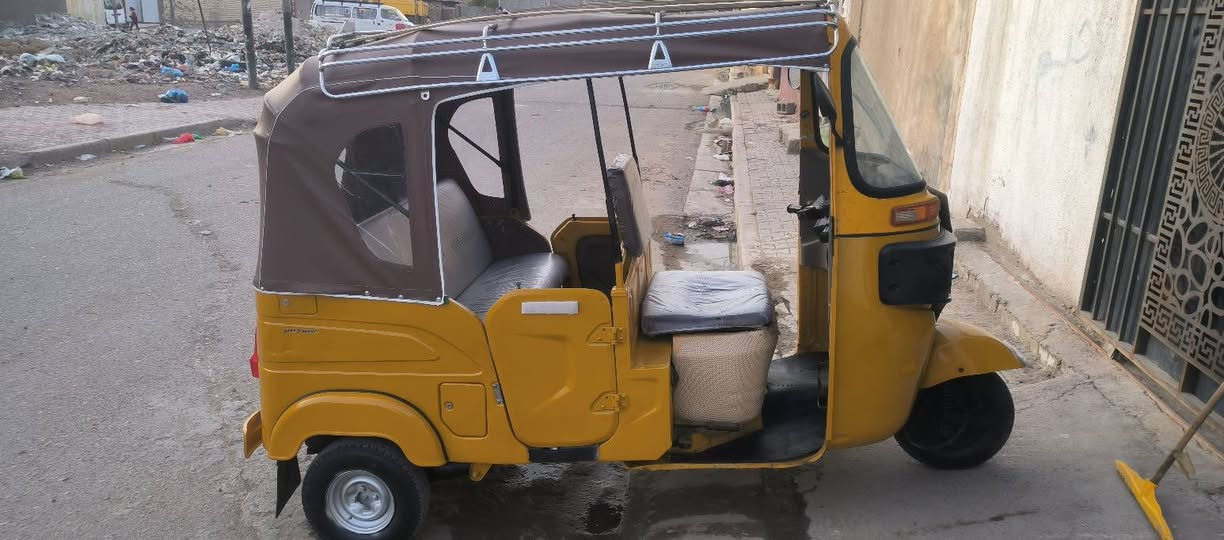 السلام عليكم تكتك مصبوغه حزام تكتك 2021 رقم وسنويه كامله مابيه كل نقص مكان بغداد جسر  ديالى رقمك ***********
