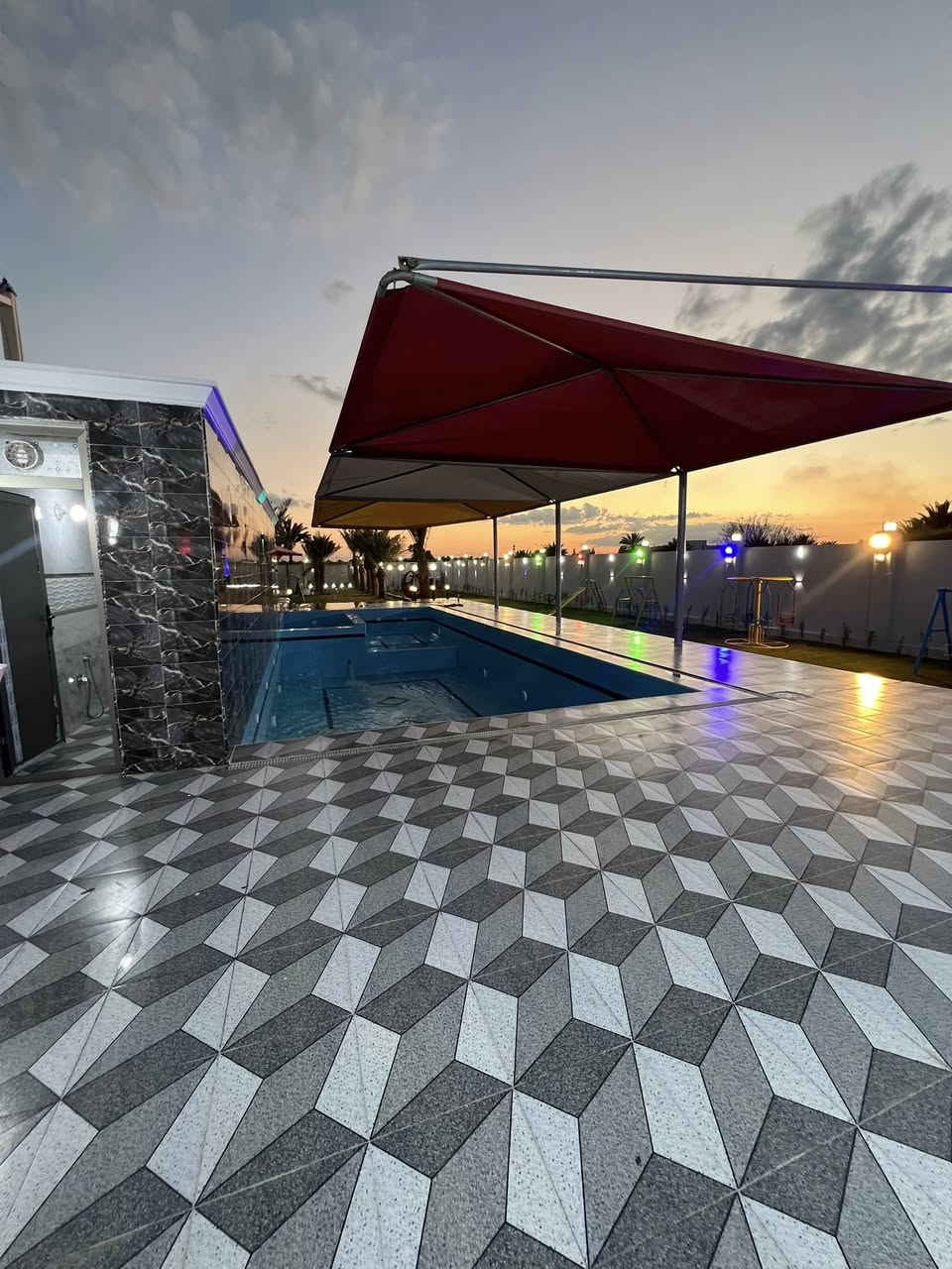 🌴Fiona Resort - منتجع فيونا
-منتجع حديث ومتكامل

- مسبح كبير

-مسبح اطفال

-صالة كبيرة مؤثثة ومكيفة 

-غرفة نوم زوجية 

-غرفة ثانية تحتوي على آسرة عدد (٣)

-مطبخ مجهز كامل ومكيف

-حمام خارجي شرقي وغربي

-منطقة الباربكيو متكاملة للشواء

-العاب للكبار (بليارد + فيشة)

-العاب اطفال متعدده (٥) العاب

-شاشات عرض عدد ٢ داخلية وخارجية 

-جلسات في الحديقة للاسترخاء

- شلال داخلي وخارجي

-طاولات طعام عدد (٤)

-كهرباء مستمرة ومتواصلة 24 ساعة

-كراج سيارات داخلي 

-انترنيت

يوجد خدمة توصيل للمنتجع  ليصلك كل ماتحتاجه لداخل المنتجع على مدى 24 ساعة

 العنوان : محافظة صلاح الدين- قضاء بلد خلف شارع الفرات.

***********
