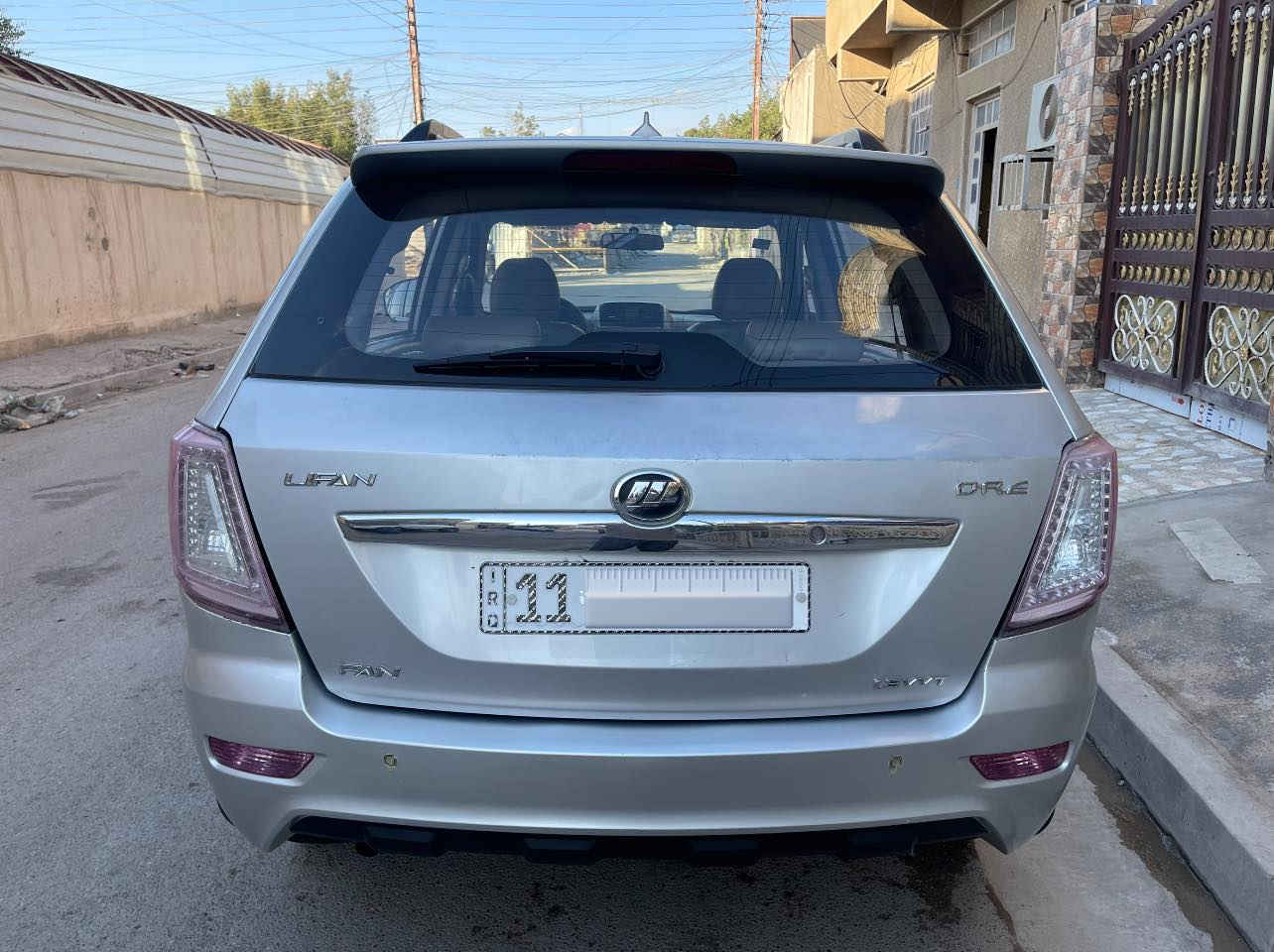 سلام عليكم ليفان x60 حره موديل 2016 كير اوتماتيك رقم بغداد لدولي بسمي لسياره بلاديه شركه وكفاله تبريد تخم تاير اي نقص مابيه جاهزه لسعر ب73 مكان لسياره بغداد رقم ***********
