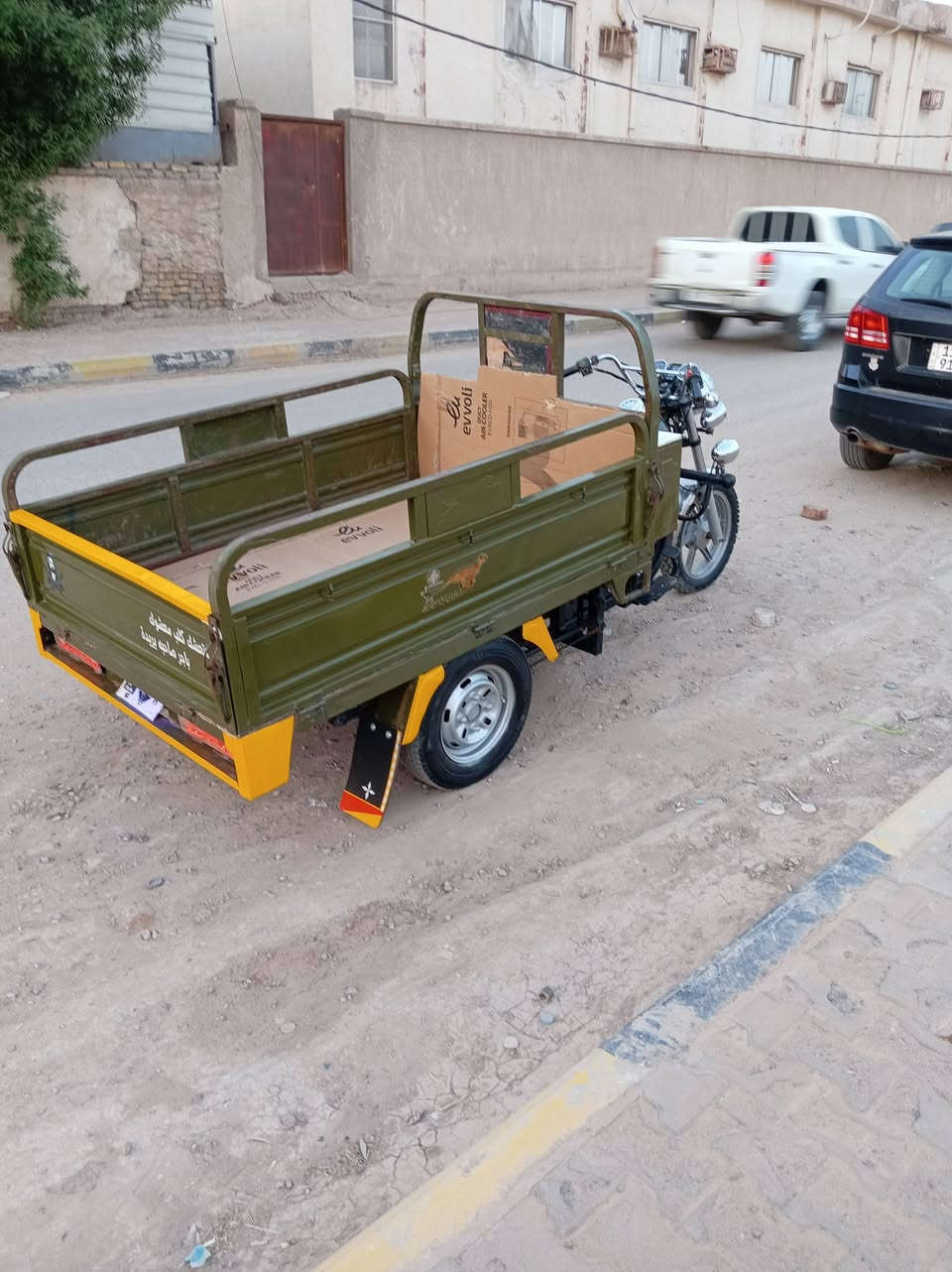 للبيع الموديل 20 المحرك 24 لا صبغ ولا لحيم على وضع الشركه مكفوله كفاله عامه اي ضرر مابيهه أوراق اصولي بسمي من الوكيل السعر مليون و 500 باقي التفاصيل على الاتصال خاص ماكو هذا رقم صاحب الستوته ***********
