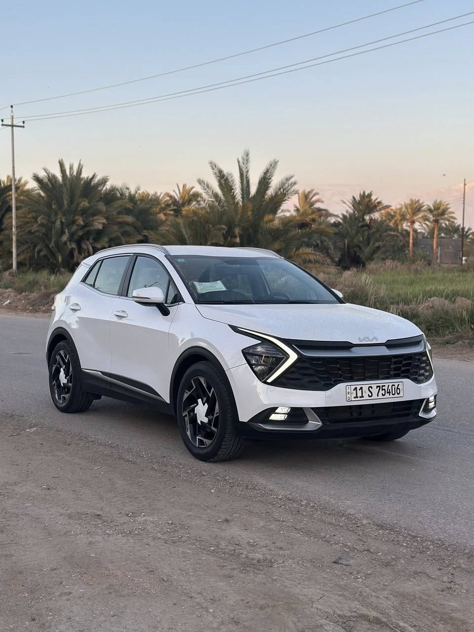سلام عليكم 
كيا سبورتج 2023 خليجي ضمان الشركة الدوليه ماشيه 58 الف رقم بغداد الجديد بسمي سياره كفاله عامه مكان السياره سماوه المركز ***********
