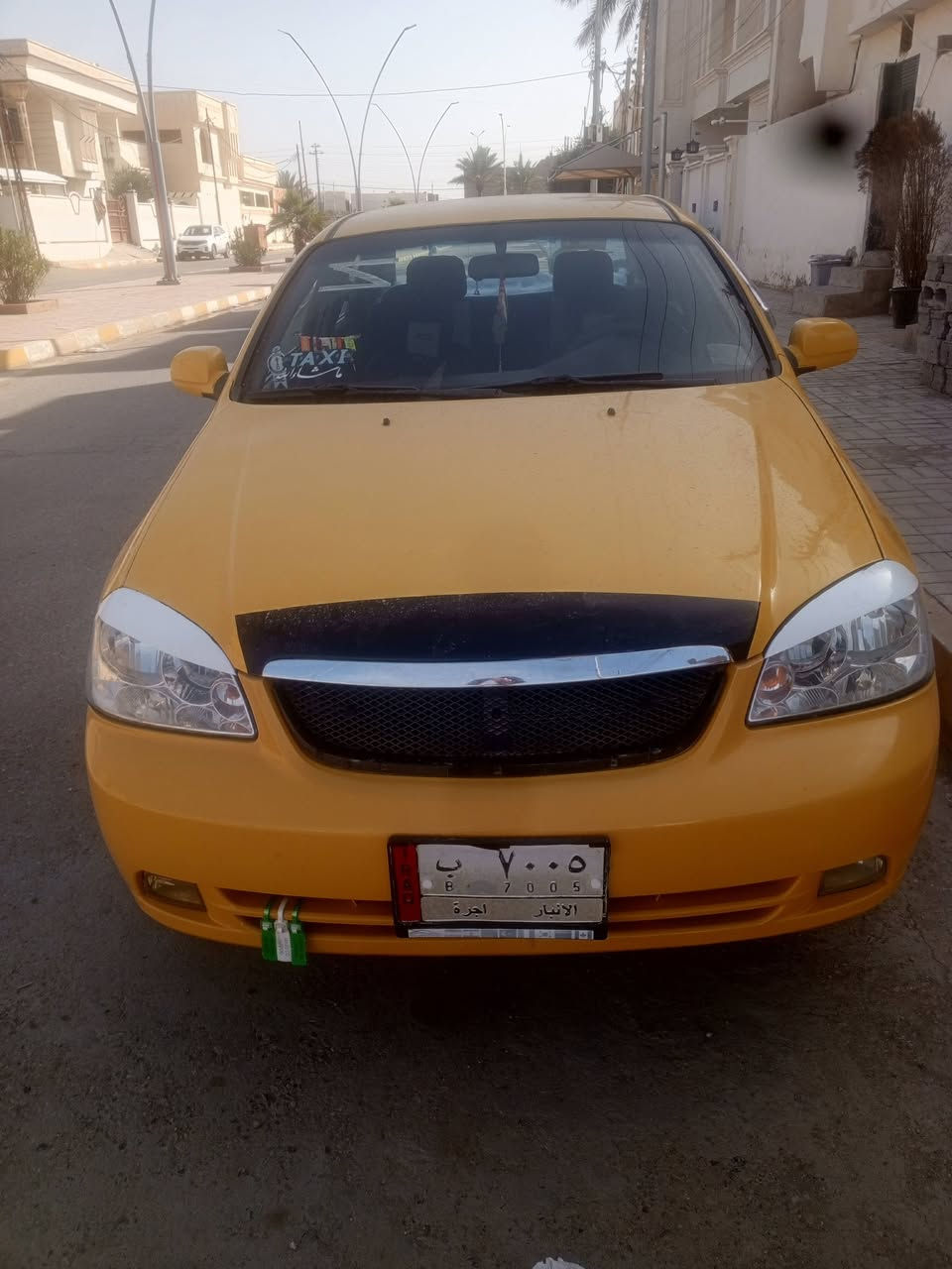 السلام عليكم وابترا موديل 11 خليجي سياره مصفره هيئه
وغرامات تبريد حداديه كله جديد كهربائيات كلها شغاله   مشروع وطني السياره  نضيفه (لبيع) ) المكان الرمادي ***********
