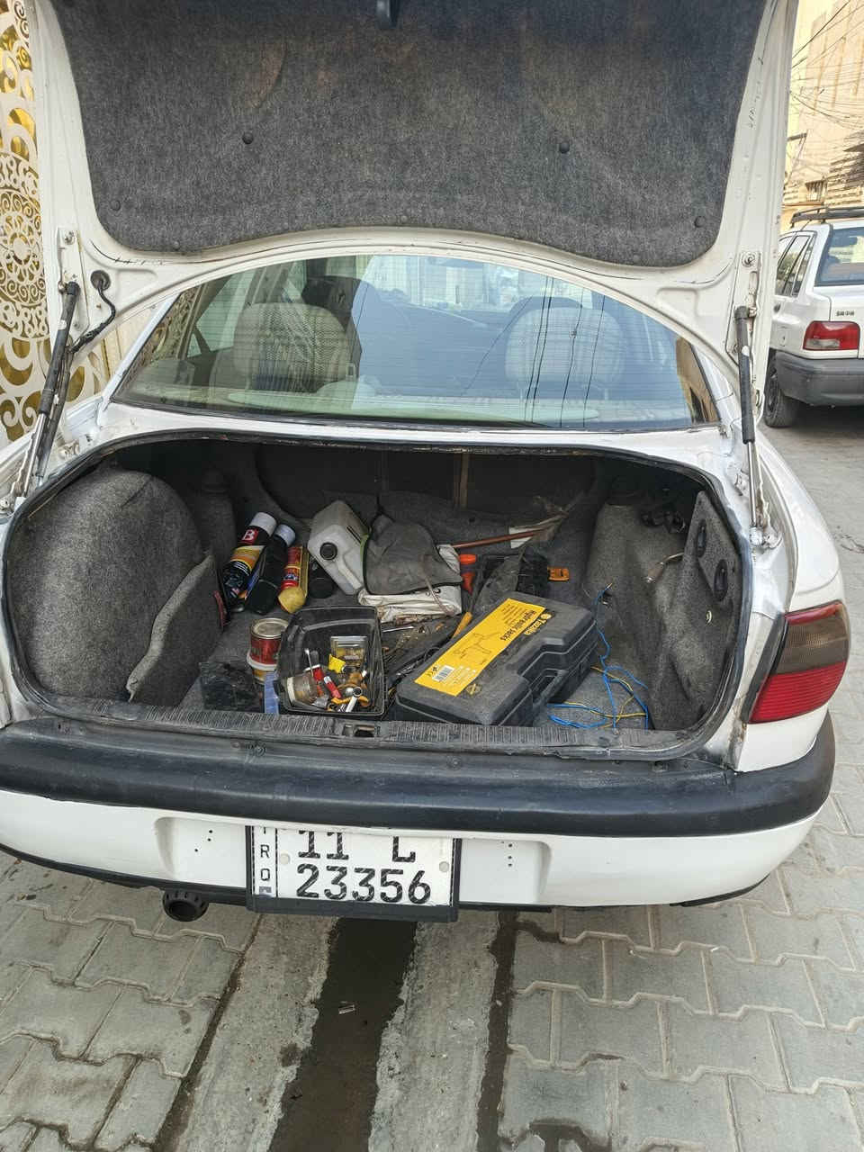 السلام عليكم
أوبل بزون للبيع موديل ١٩٩٨ سياره نظيفه جدا من تخم تاير وباتري جديد وصدر أمامي وخلفي جديد مع مجمع ستيرن . محرك ونجي 💪 كهربا:يات كله شغاله سياره سنتر لوك مع تدفءه شغاله تبريد كمبريسر عاطل فقط سياره باسمي السعر (٥٥) وبيه مجال قليل رقم بغداد 
موقع السياره بغداد الجديده رقم موبايل ***********
