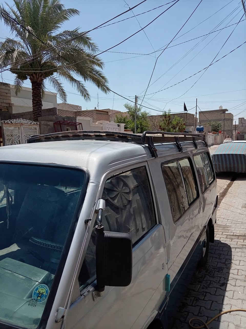 سلام عليكم كيه   بسته موديل 94 البيع 
مكينه كير اكسن نضاف
حداديه نضيفه
تخم تاير
سياره جاهزه وخير من الله
مصفره هيىه وغرامات
رقم نجف
رقم***********
السعره28 وبيه مجال  قليل
