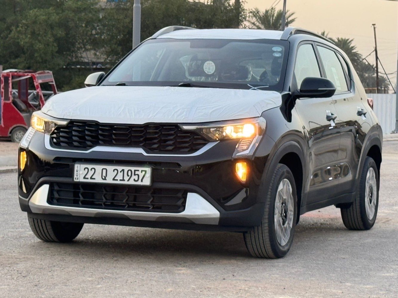 السلام عليكم 

للبيع كيا سونيت موديل 2024 شكل الجديد

🖤🖤🖤🖤لون اسود 🖤🖤🖤🖤
زيرو ماشيه ٤٠٠  كم فقط 
زيرو 
رقم اربيل الجديد باسمي السنويه
لون ابيض صدفي
مواصفات
شاشه كبيره نفكيشن مع كامره
المري ترحيبيه شفط
ويل كب كروم
حساسات خلفيه
تحكم مقود
لايتات هايلوجين مع كشافات
امامي
كشاف ضبابي خلفي
كيجات الكتروني
لايت اوتو كهربه يصعد و ينزل تبريد قطعتين خلفي و امامي
كير اوتو 8 نمر
محرك cc 1600 دبل نوزل
اقتصادي جدا
دبل ايرباك
حساس ضغط الاطارات
شباك بيانو بلاك

💵💸💵💸💰💰السعر 15500 $$

الاتصال ***********

***********