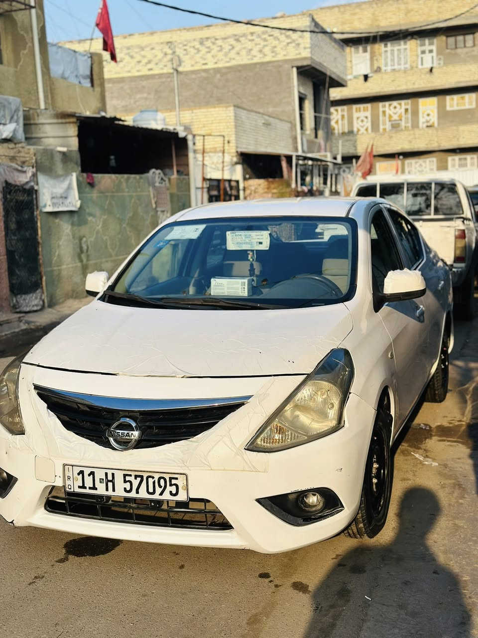 سلام عليك نيسان سني هندي  موديل 2019 سياره بيه بنيد مبدل والباقي السياره مكفول 

السعر 104. مكان السياره بغداد الشعله ***********
