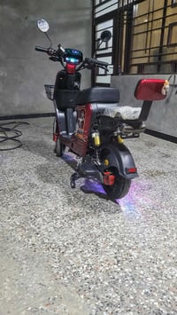 R9 مديل 2025 جديدة بطاريات ٦ السعر ٤٠٠ موبايل ٠٧٧١٣٦٤٧٤٦٨ مكاني بغداد