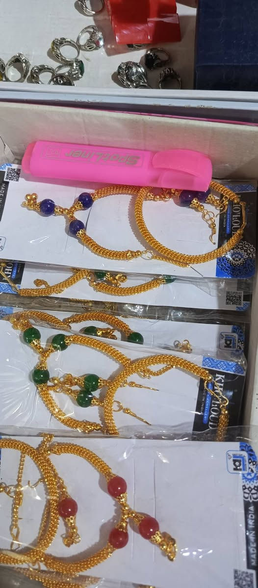 اكسسوارات نسائيه بناتي بكل الاسعار من الربع إلى الألفين يتوفر في مجمع الذوق الرفيع قظاء الفجر قرب مدرسة الوفاء للبنات مقابل المولد


**إذا كنت صاحب هذا الإعلان وتريد حذفه لأي سبب، رجاءا أرسل رسالة إلى الدعم الفني**