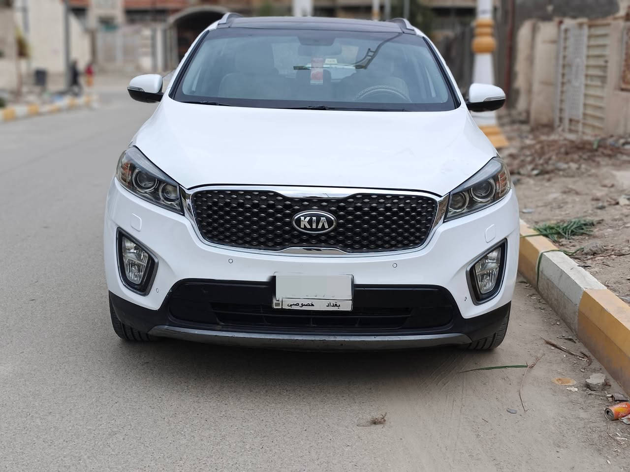 السلام عليكم
كيا سورنتو 2015 شكل 16 خليجي مكفوله كفاله عامة عدا حافة البنيد رش اثر زلوغ مو ضربة والباقي كفالة عامة فول موصفات VIP
حساسات امامية + خلفية
زراك لايت 
عدسات زنون
اشاير بالمري 
نظام ترحيب
بصمة دخول 
6 سلندر
لدات امامية خلفية 
بصمة تشغيل 
عداد شاشة 
شاشة عطلات 
شاشة صغيرة
كامرة دوارة 
بونراما 
كشنات جلد 
ثلاث قطع تبريد 
تبريد كشنات
كشنات كهرباء 
سبعة راكب 
تحكم ستيرن فول 
ماشية 90 km
رقم بغداد 
والسياره بيه بعد هواي موصفات السيارة 1/1 فول للأخير اعلى فئة بالسورنتو السيارة ما متعوبة على يد 3 من 2015 ولحد الان 
السياره حيل نضيفة السعر 205 وبيه مجال بسيط للاسفسار الاتصال على الرقم *********** عنوان السيارة ذي قار
