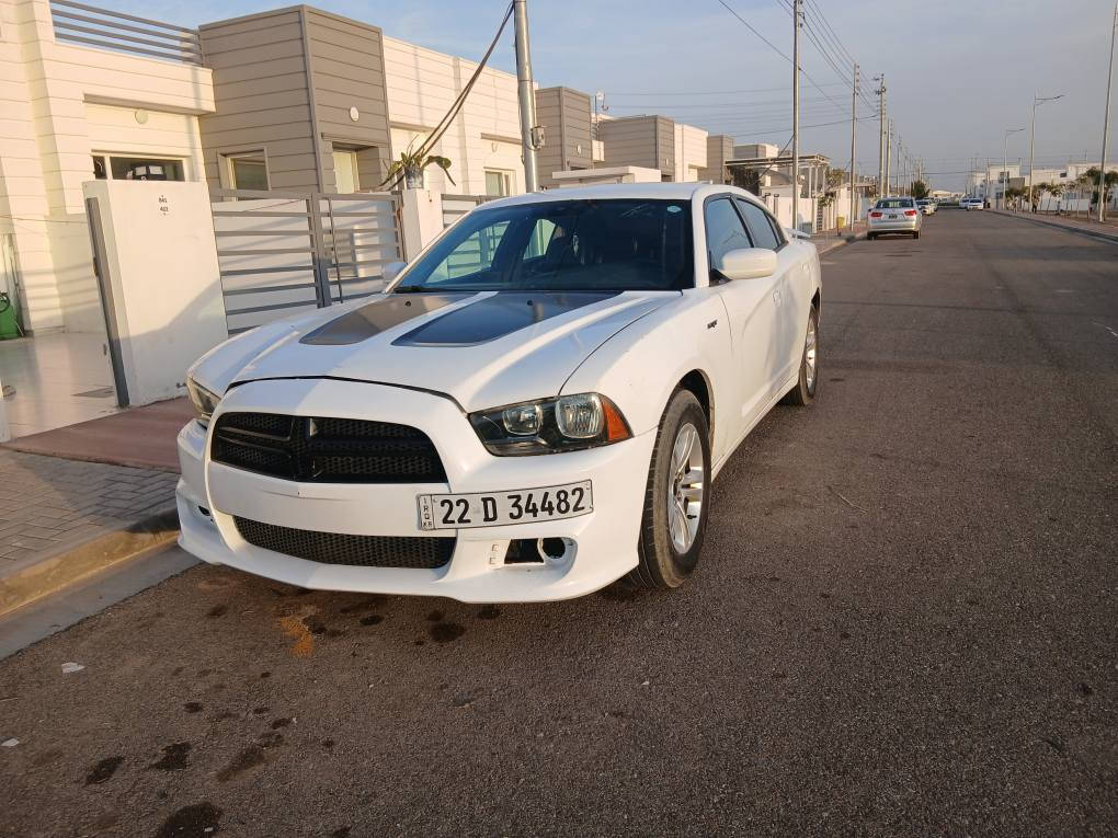 دۆج چارچە ر2011گیێڕومە کینە بە شە رت  مە کینە ی شە ش پستۆنی 3600سبوخ عام نیە بە ڵام من بە عام بۆیاخ دە ی فرۆشم بە شە رتی ئە وە لیات حاسیبە ئە ی فرۆشم سە نە وی عە سلیشی لە گە ڵە گۆڕینە وە ش ئە کە م بە سە یارەیە کیش به دڵم بئ ژم*********** كالار, السليمانية
