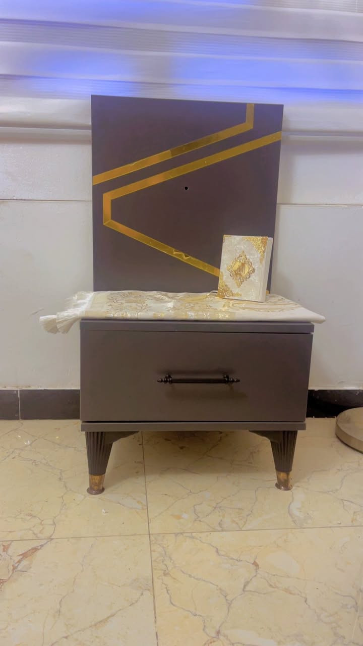 للبيع قفل ٦٥٠  واضحه بالتصوير هي والضرر السرير مخزن


**إذا كنت صاحب هذا الإعلان وتريد حذفه لأي سبب، رجاءا أرسل رسالة إلى الدعم الفني**