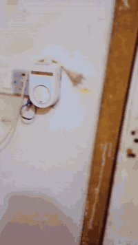 سلام عليكم غرفه نضيفه اي زلغ مابيهه مكاني كماليه معوقين يم حسنيت الغدير    تصل علا رقم ***********
