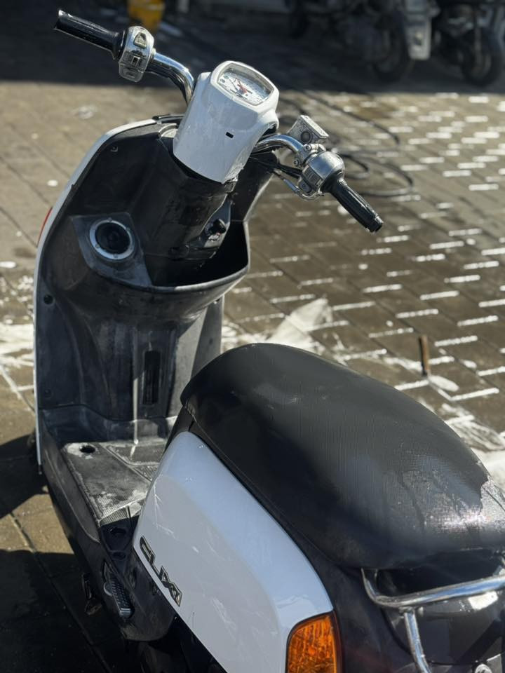 السلام عليكم دراجة بوليس نضيفة  دراجة نضيف شلعة ومعدل موديل 2008  دراجة هندر نكرة من اول هندر 📍مكان مدينة الصدر
***********
