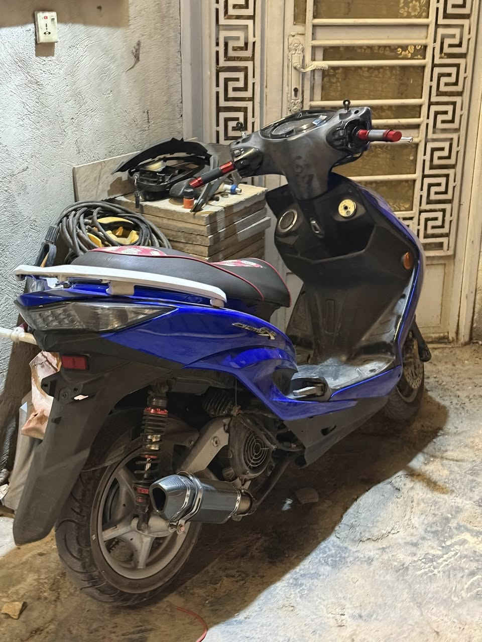سكنس لد مكفوله كفرات تايوان ومزوده الدراجه وبلاديه كلجات رياضي ومكينه ما مفتوحه *********** صالنصه رياضي 
المكان بغداد الدوره
