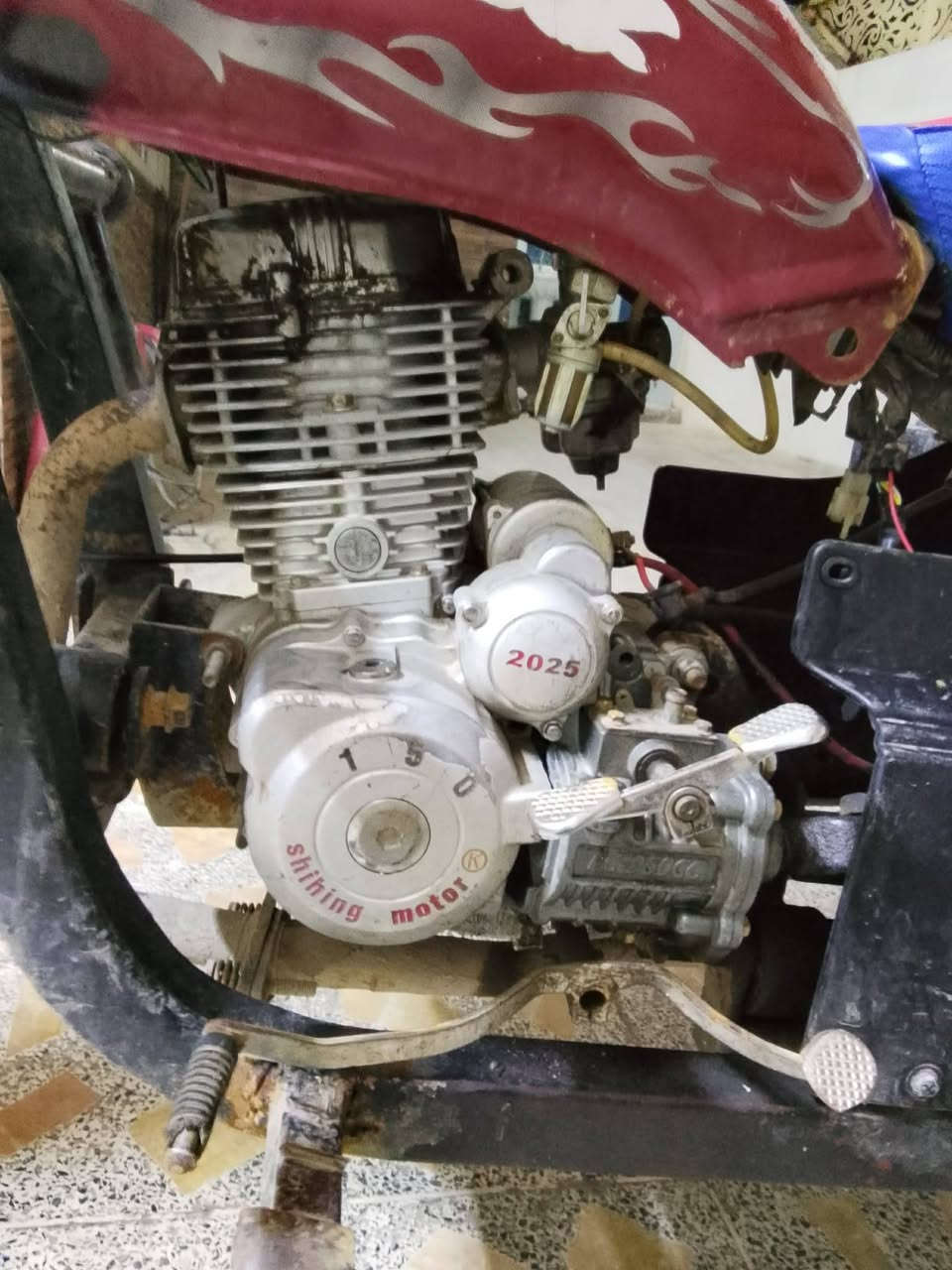 السلام عليكم ستوته للبيع موديل 25 الماكينه المكان موصل حي التامين السعر850 الرقم ***********
