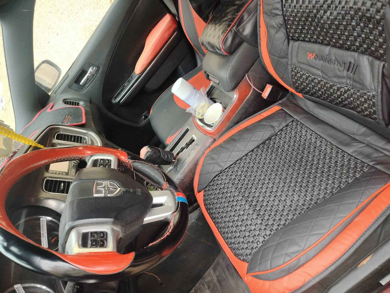 سلام عليكم جارجر 2011 للبيع  رقم بصره انكليزي كماه موضح عدكم بل السونار بون حادث بدون عيب شرعي تخم تاير جديد اكسن جديد كير جديد سياره جاهزه ما بيه اي نقص سياره بسمي تحويل ثاني يوم السعر 130 بيه مجال للطيبن مكان السياره ميسان التصال على هاذه الرقم *********** مراوس اوباما
