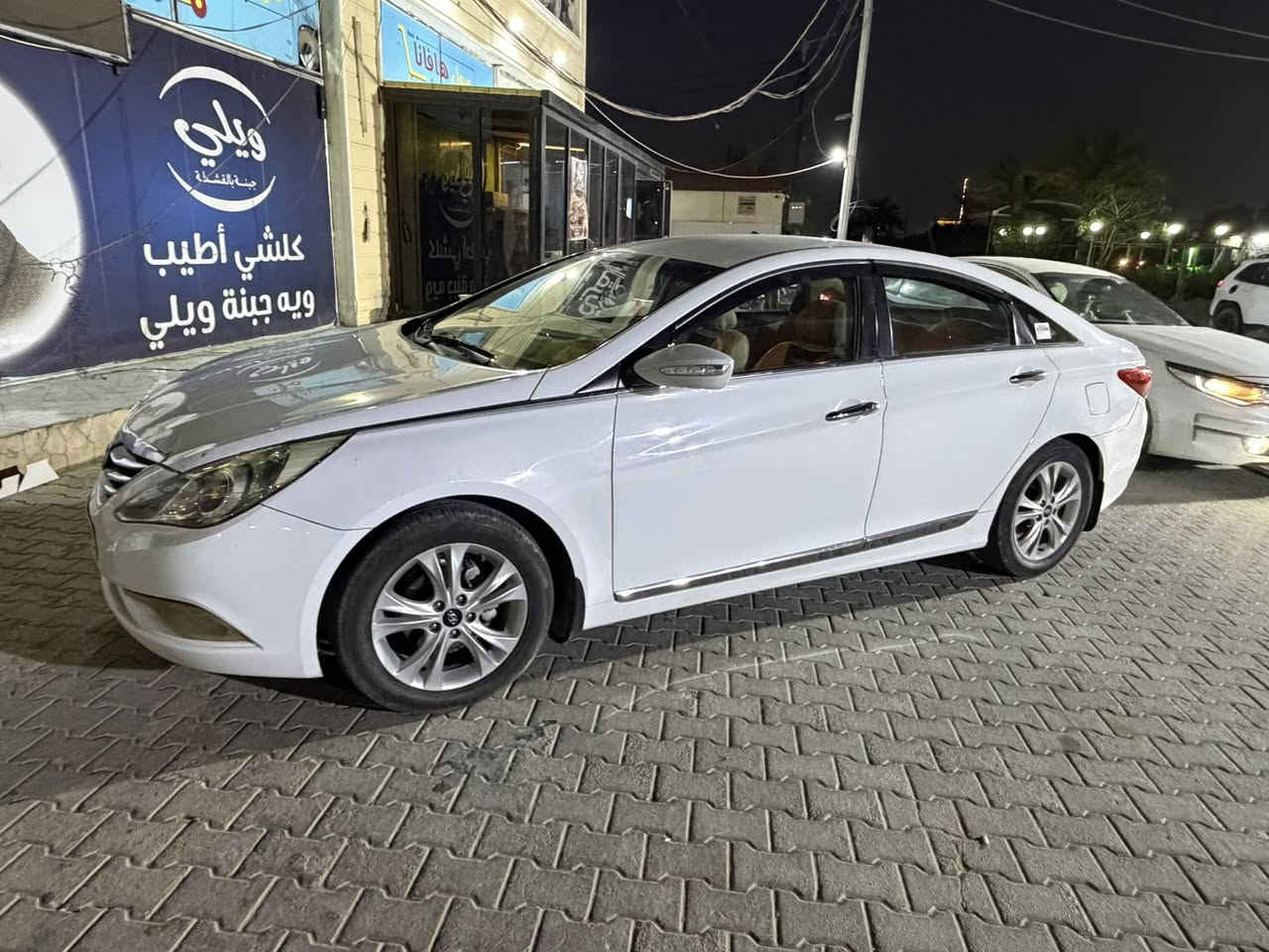 السلام عليكم سوناتا 2013 خليجي جديده
محرك 2400 دوش 
مكفوله سياره ..حداديه جديده تاير جديد جاهزه سياره مناقصها  برغي             
 رقم نكليزي نجف  بسمي سياره (سعر )136الاستفسار:***********

